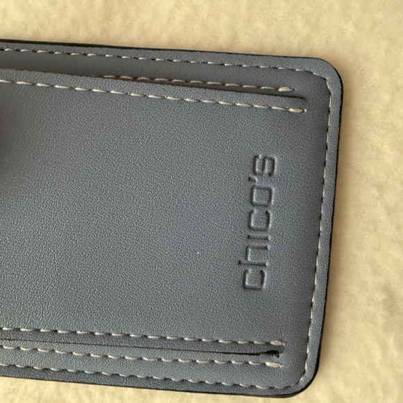 Chico's Luggage Tags (pair), Blue with snake skin design (2) - Picture 2 of 3